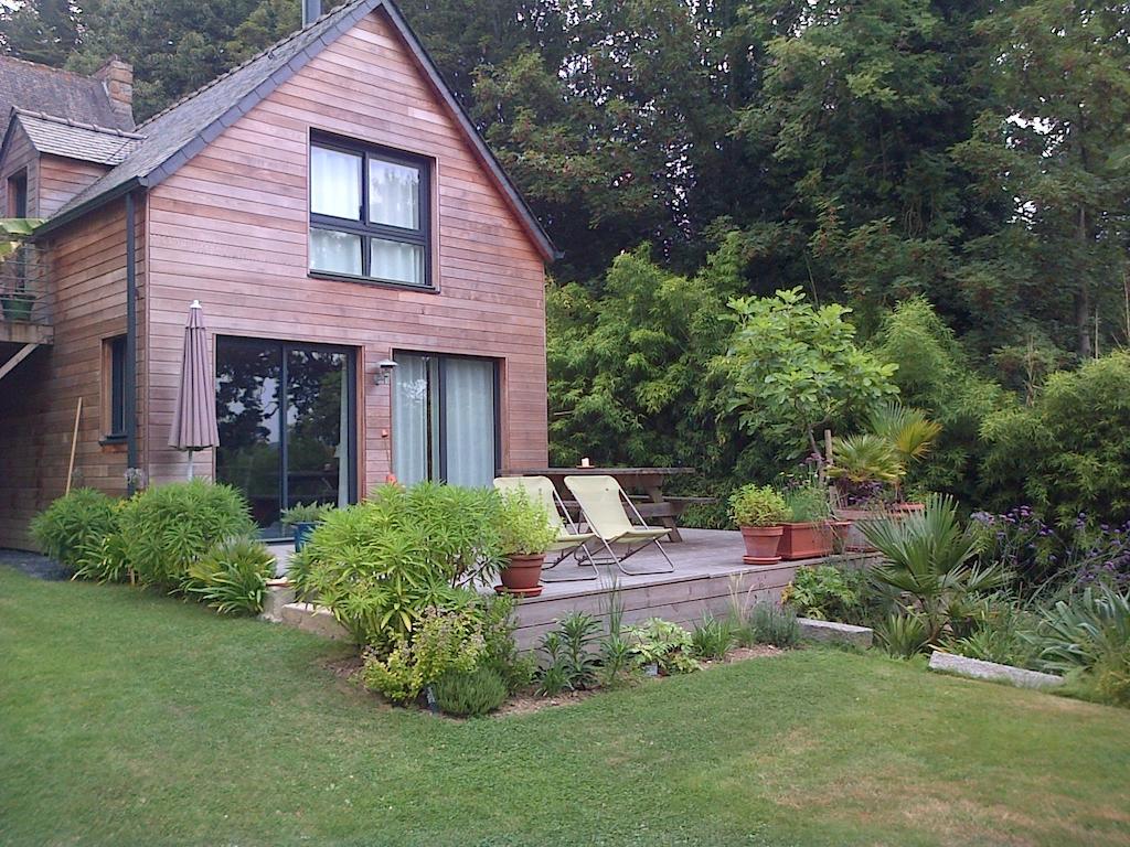 Un Jardin En Pente Douce Villa Locquenole Room photo