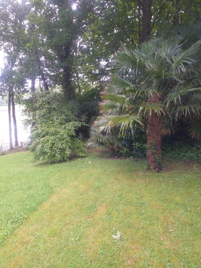 Un Jardin En Pente Douce Villa Locquenole Exterior photo
