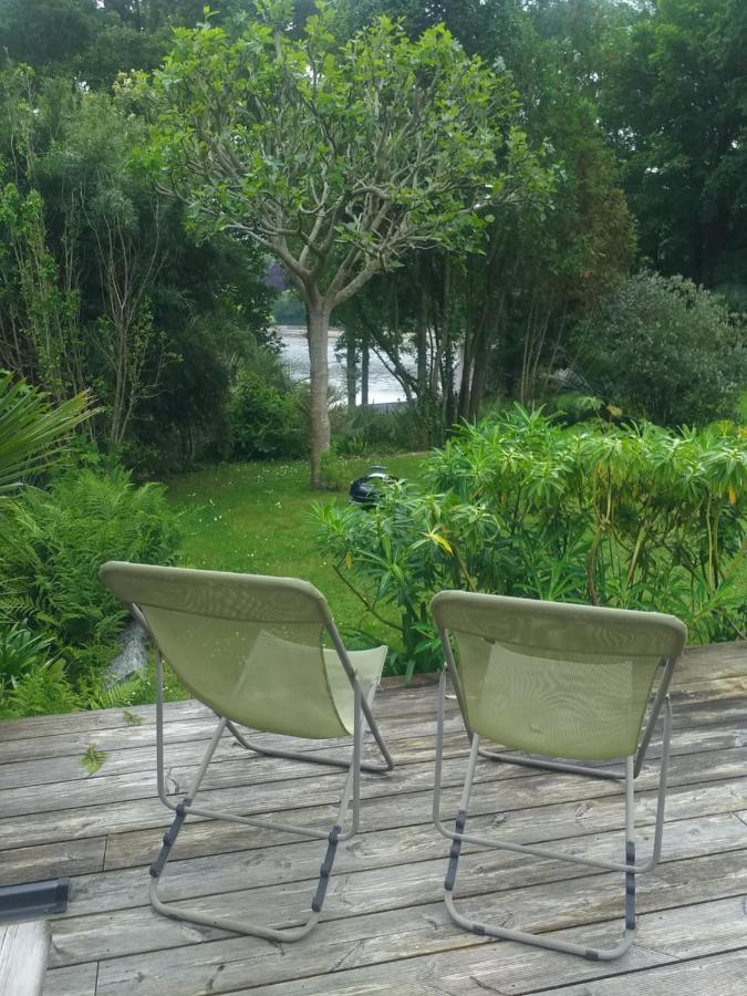 Un Jardin En Pente Douce Villa Locquenole Exterior photo