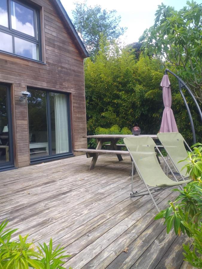 Un Jardin En Pente Douce Villa Locquenole Exterior photo